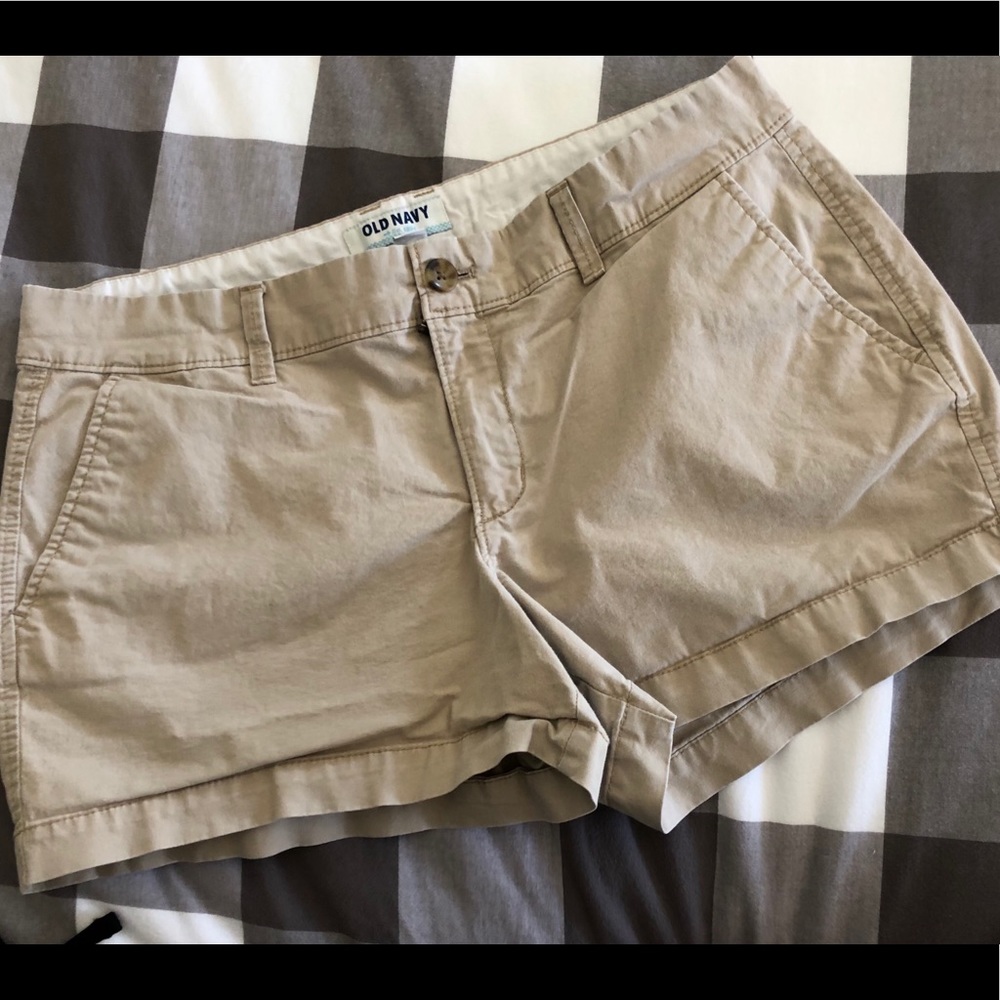 Old navy khaki shorts